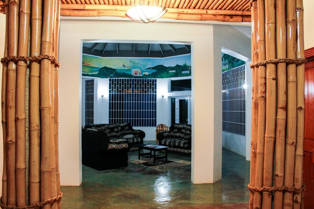 Sunshine Lodge: Your Home Away From Home Μοντέγκο Μπέυ Εξωτερικό φωτογραφία
