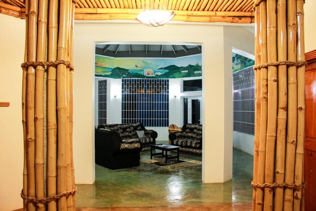 Sunshine Lodge: Your Home Away From Home Μοντέγκο Μπέυ Εξωτερικό φωτογραφία