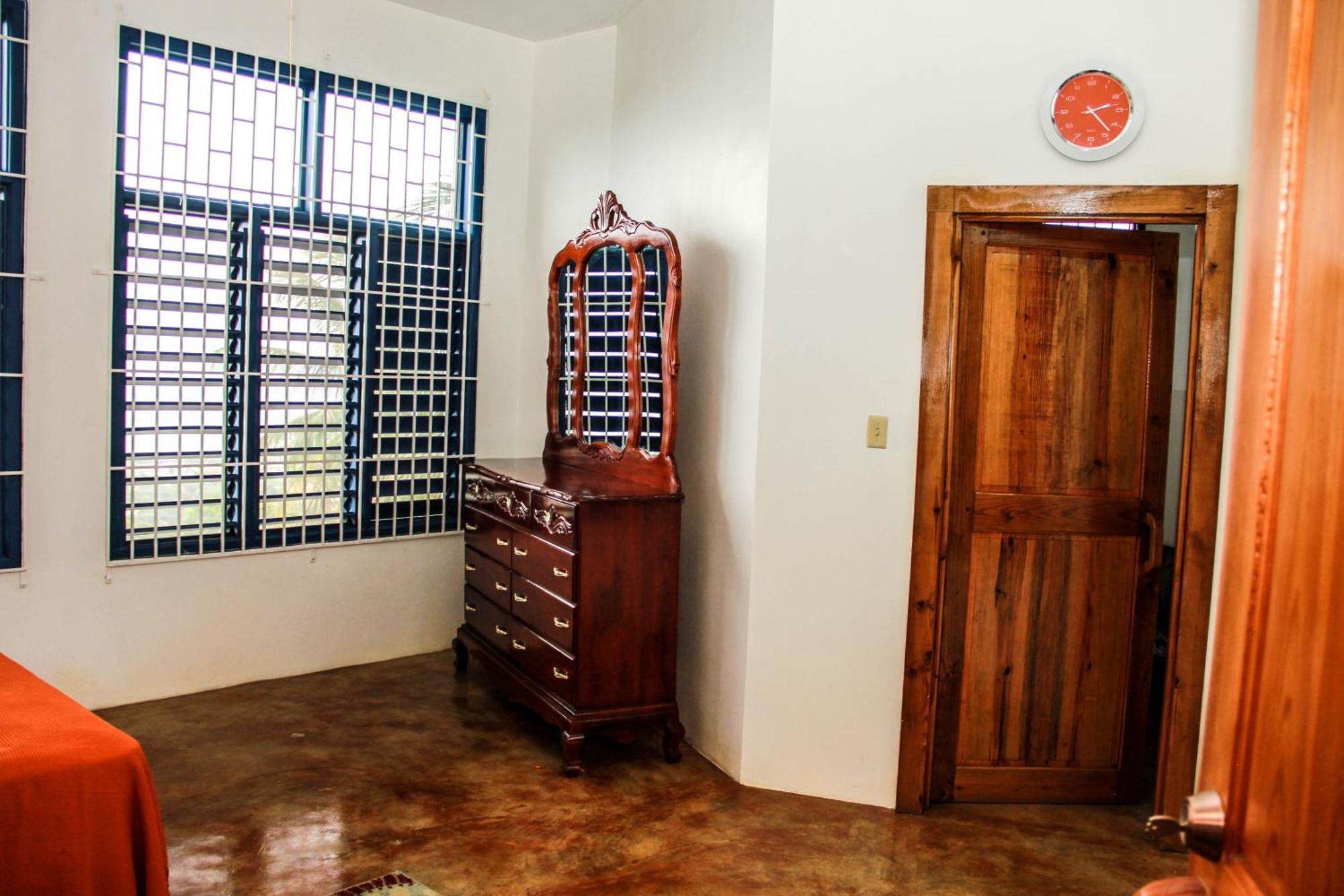 Sunshine Lodge: Your Home Away From Home Μοντέγκο Μπέυ Εξωτερικό φωτογραφία